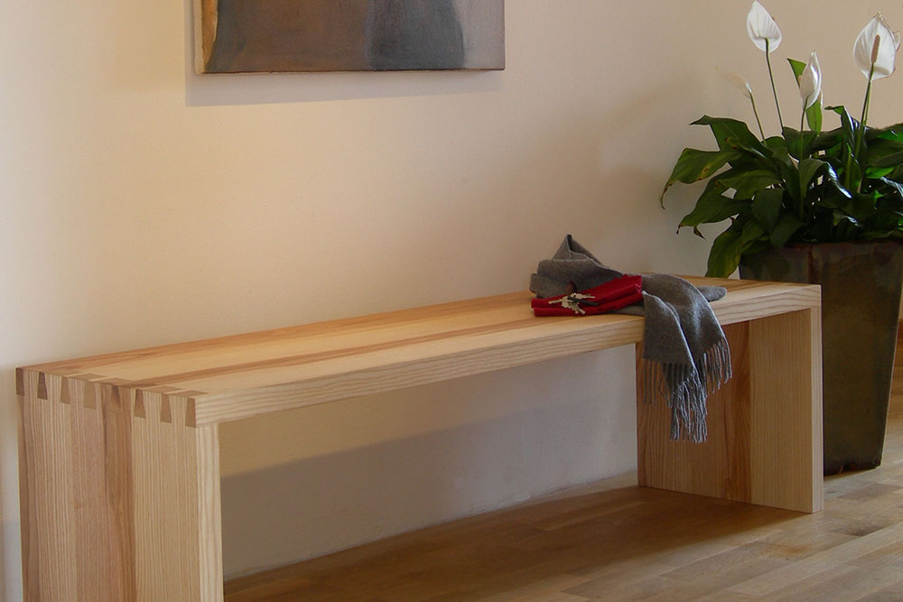 Kastenfenster Holz - minimalistisches Interieur